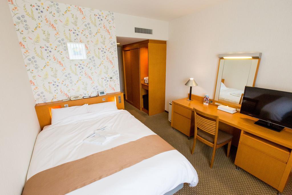 Keisei Hotel Miramare Chiba Zimmer foto